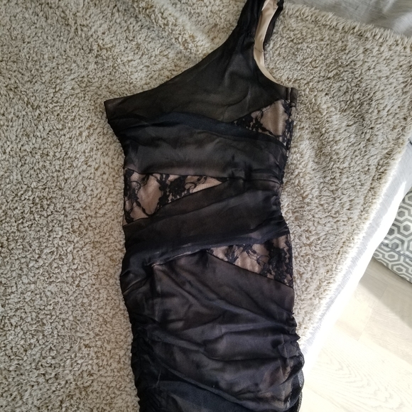 Party dress - Picture 2 of 2